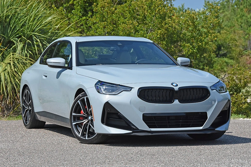 BMW отзывает более 196 тыс. автомобилей в США