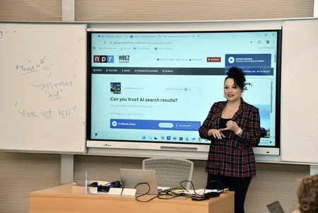 ADA-da Visiting Lecturer layihəsi üzrə dərslərə başlanılıb