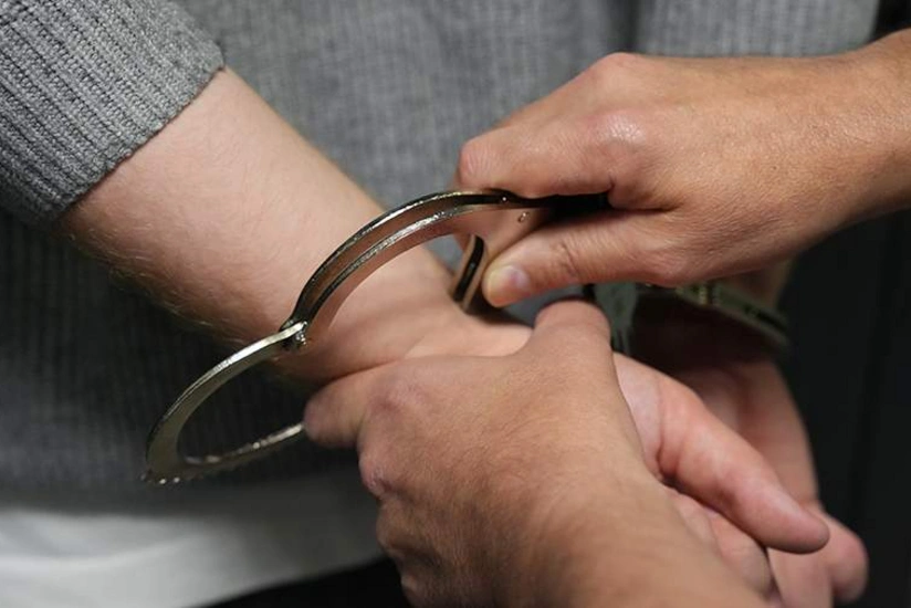 По факту отравлений алкоголем со смертельным исходом в РФ задержаны 8 человек - ОБНОВЛЕНО