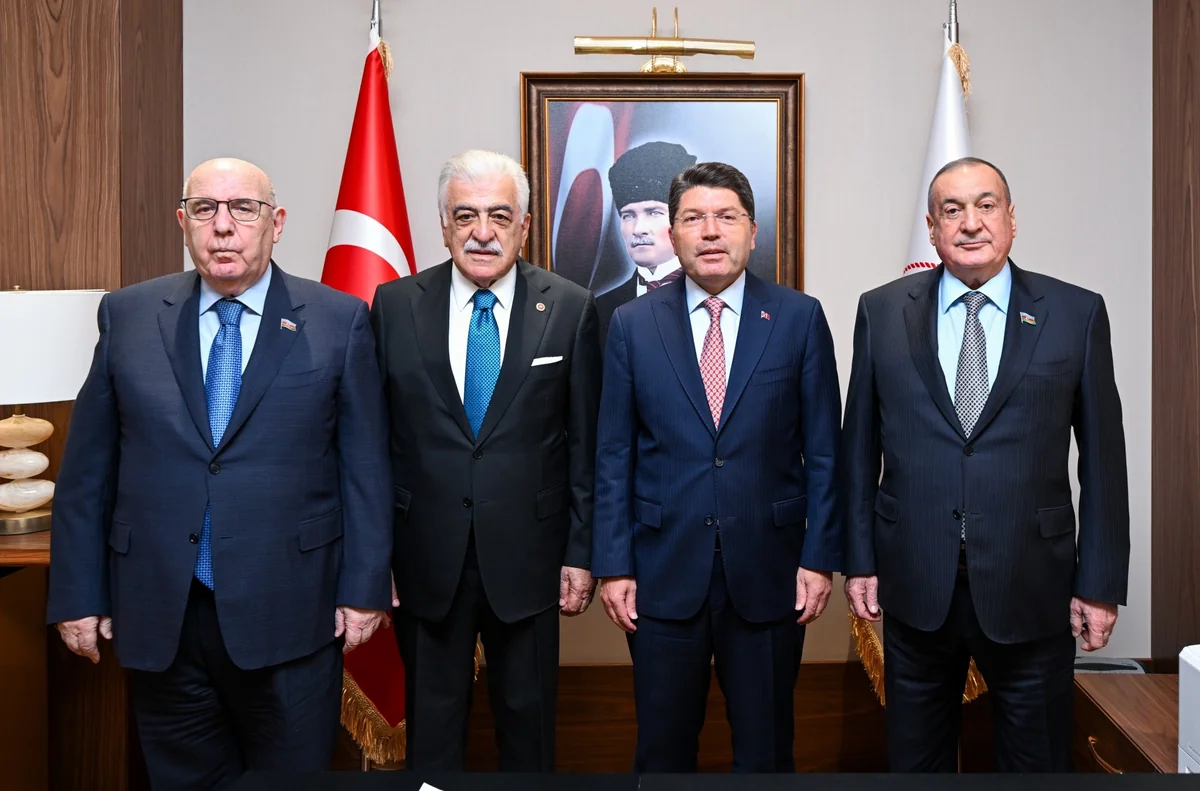 Türkiyəli nazir: Azərbaycanla əlaqələrimizi bir millət, iki dövlət prinsipi ilə davam etdirəcəyik