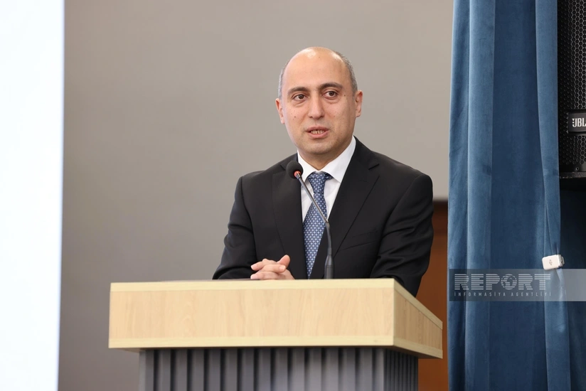 Emin Əmrullayev: Məktəblərdə sahibkarlıq tədris edilə bilər