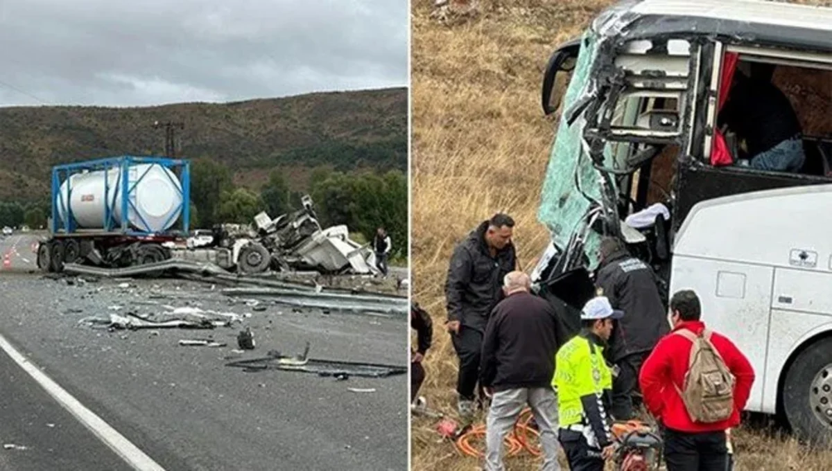 Türkiyədə avtobusla TIR toqquşub, 20 nəfər yaralanıb