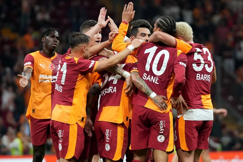 UEFA ÇL: Qalatasaray qalib gəlib, Kayrat 5 qol buraxıb