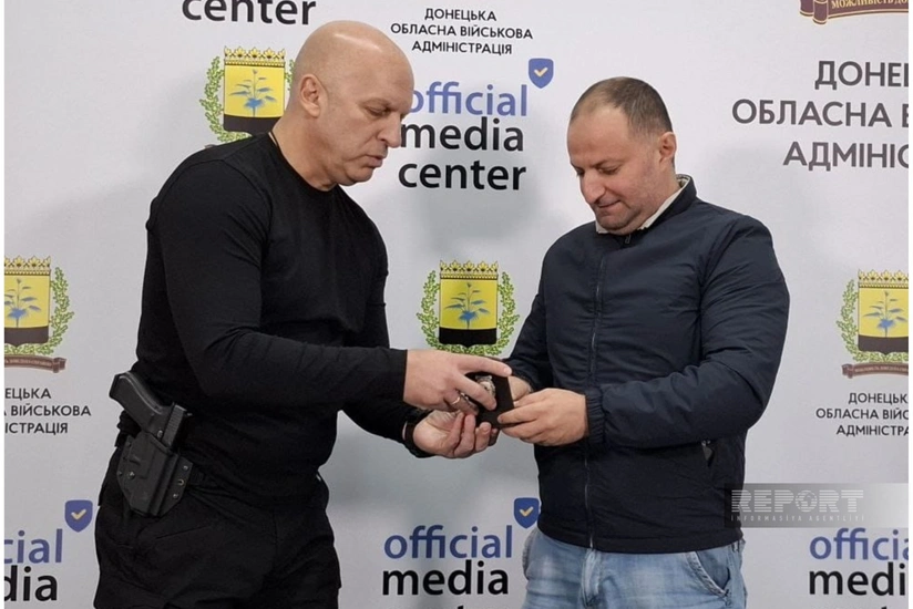 Donetsk vilayətinin hərbi rəhbərliyi Report və Baku TV-nin əməkdaşını təltif edib