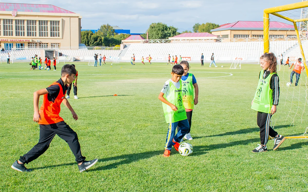 Naxçıvanda kütləvi futbol festivalı keçirilib