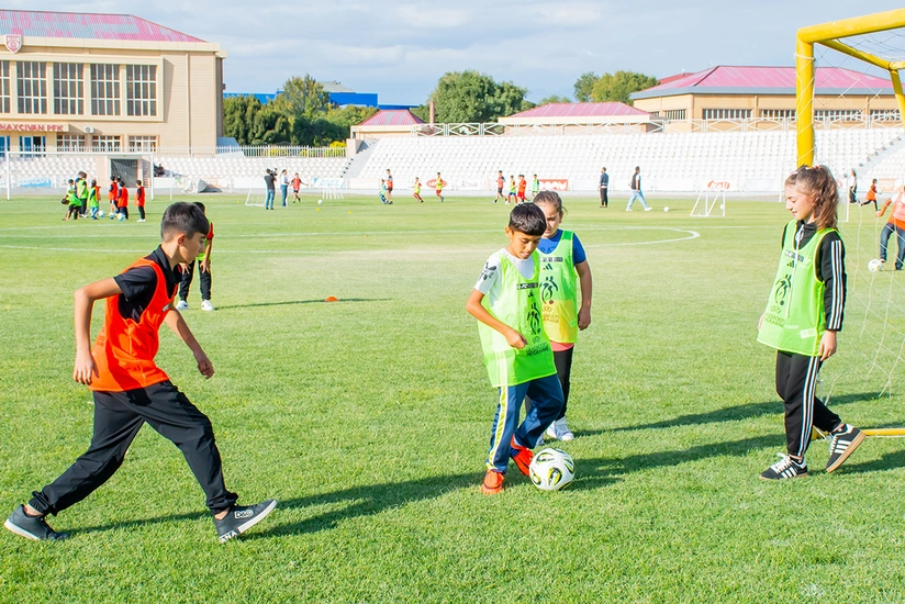 Naxçıvanda kütləvi futbol festivalı keçirilib