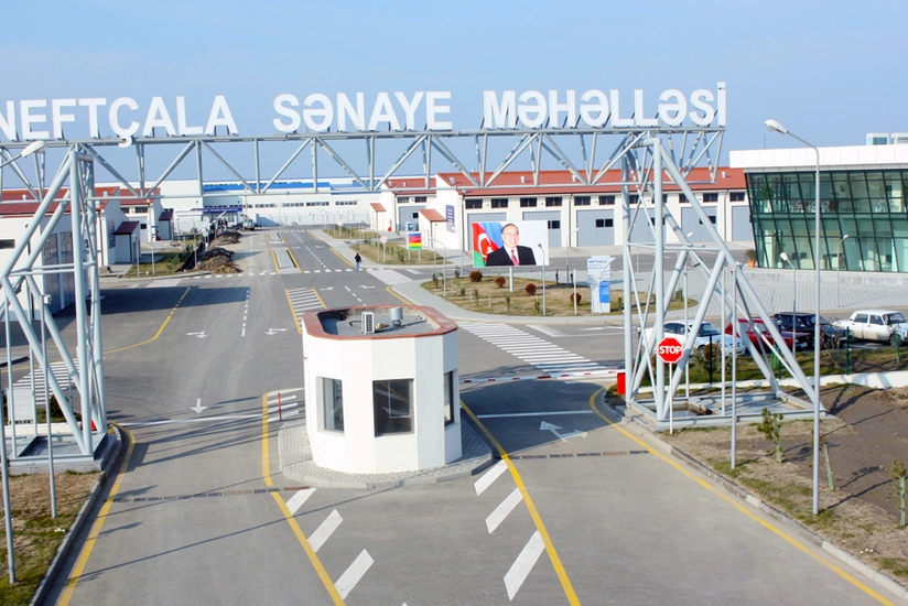 Agentlik rəsmisi: Neftçala Sənaye Məhəlləsi tam dolub