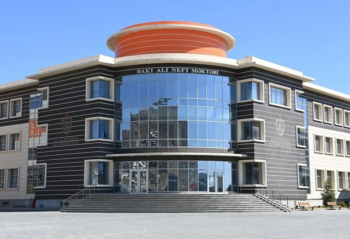Bakı Ali Neft Məktəbi 36 Prezident təqaüdçüsü ilə lider və ölkə rekordçusu olub