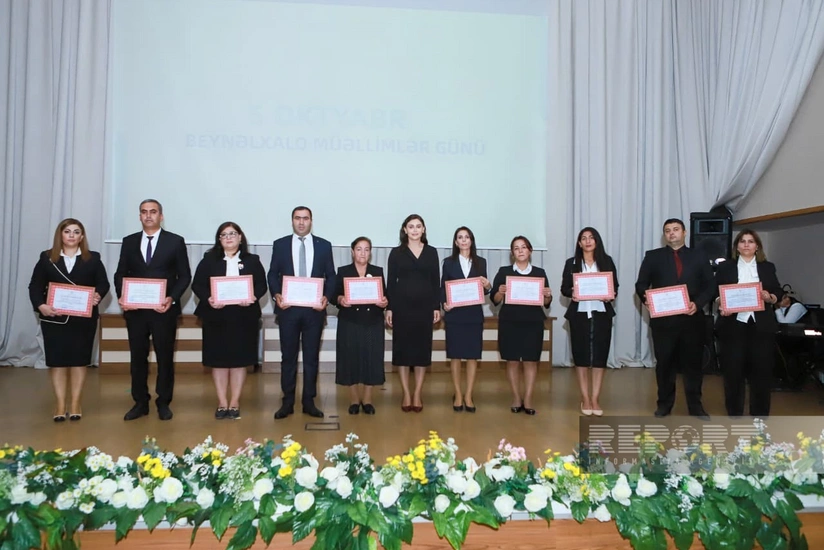 Naxçıvanda Beynəlxalq Müəllimlər Günü qeyd olunub
