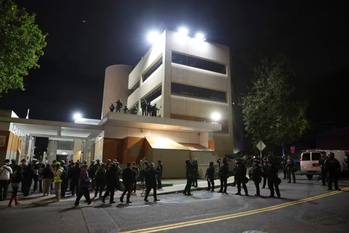 Judge temporarily blocks Trump administration from deploying troops in Portland, Oregon
