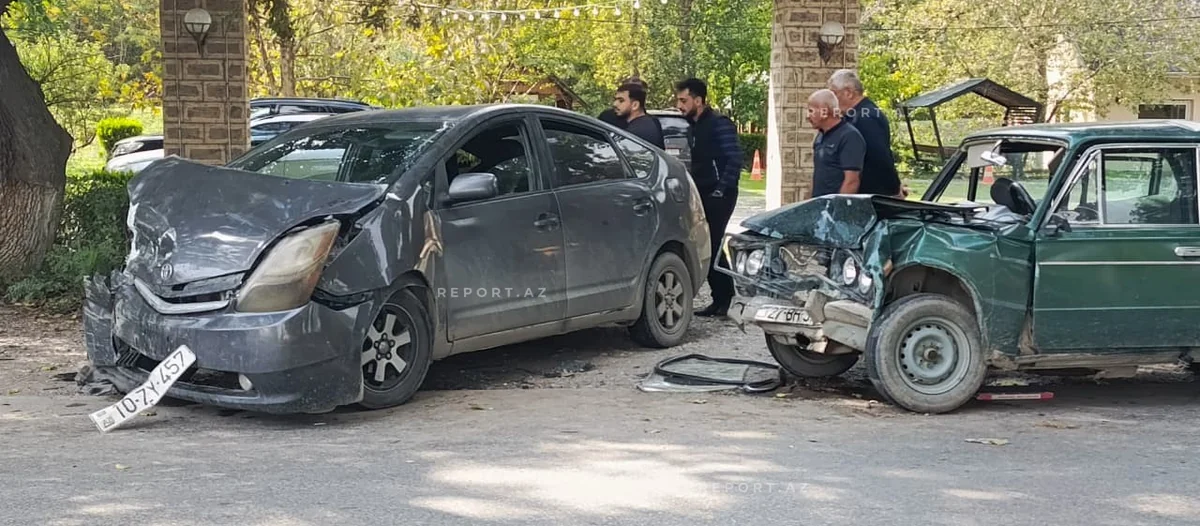 Xaçmazda iki avtomobil toqquşub, xəsarət alanlar var
