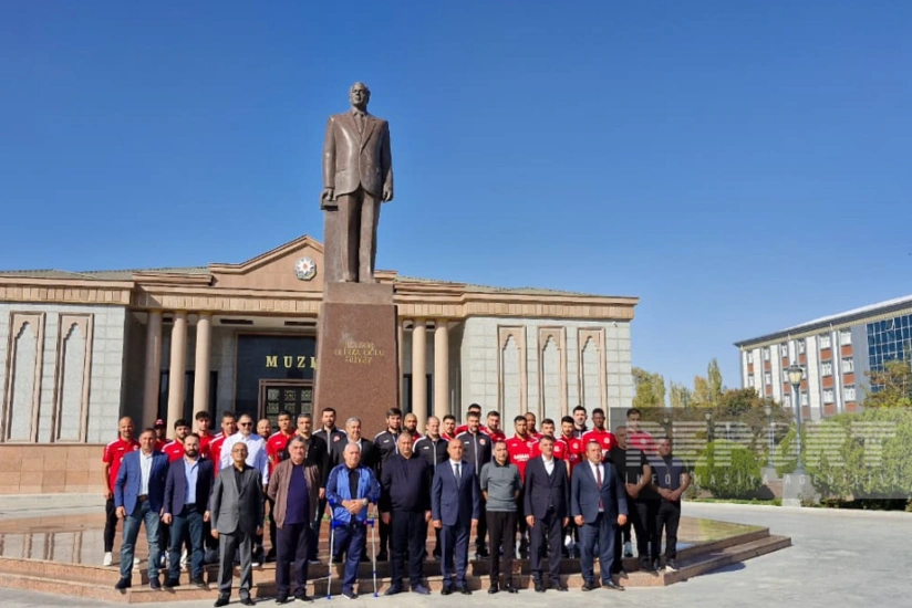 Araz-Naxçıvan futbol klubunun heyəti Naxçıvana gedib