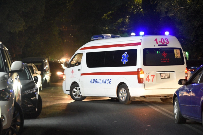 Ermənistanda hərbçiləri daşıyan avtomobil qəzaya uğrayıb, yeddi nəfər yaralanıb