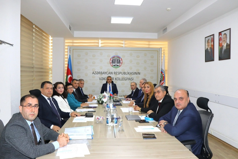 İki vəkilin fəaliyyəti dayandırılıb, dördünə xəbərdarlıq edilib
