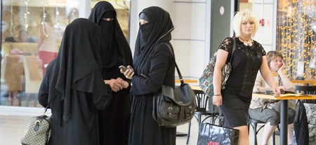 New Italian bill targets Islamic face coverings and religious funding