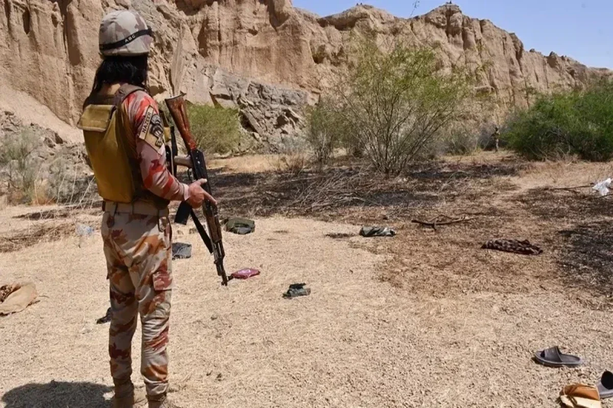 Eleven Pakistan paramilitary troops killed in ambush near Afgan border