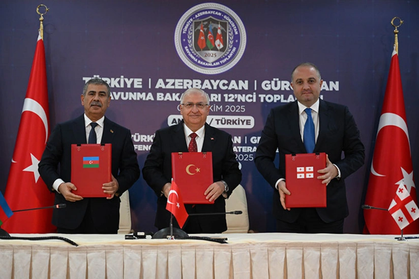 Ankarada Türkiyə-Azərbaycan-Gürcüstan müdafiə nazirlərinin görüşü keçirilib - YENİLƏNİB-2