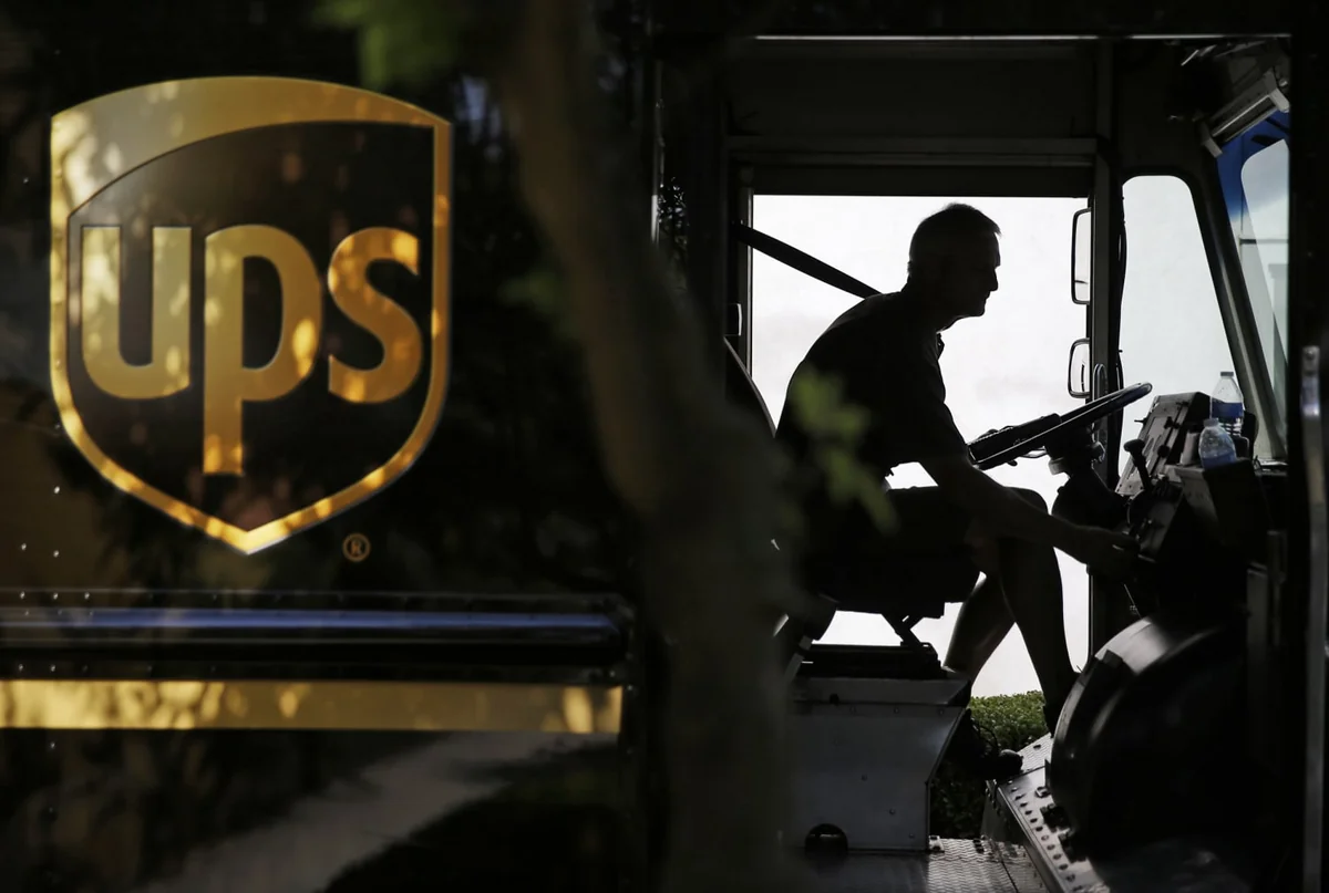 Американская UPS уничтожает тысячи посылок из-за таможенных трудностей