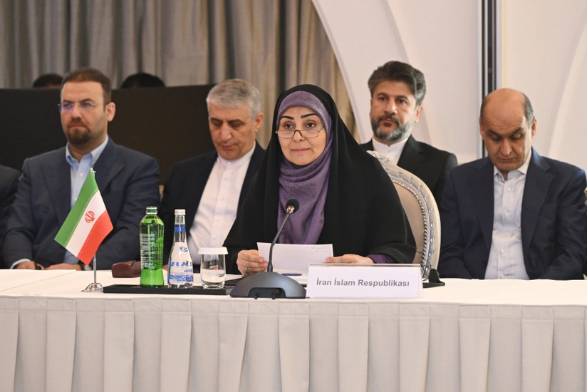 Fərzanə Sadiq: Azərbaycan, İran və Rusiyada yüklərin fasiləsiz ötürülməsinə nail olmaq lazımdır