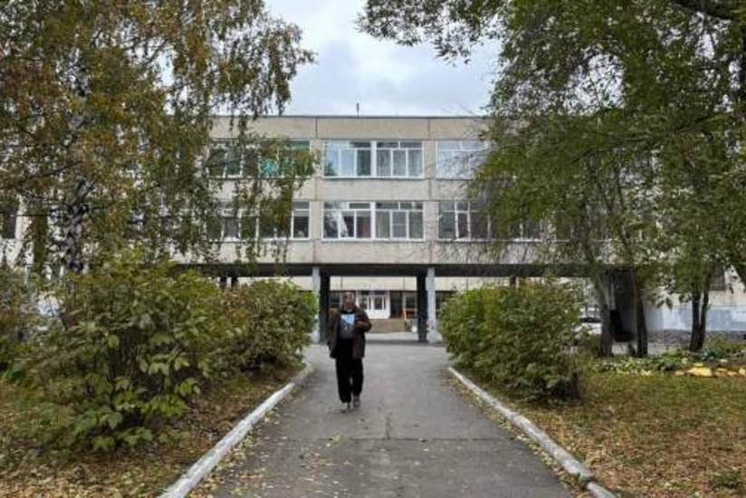 В одной из школ РФ 15 человек пострадали после распыления перцового баллона