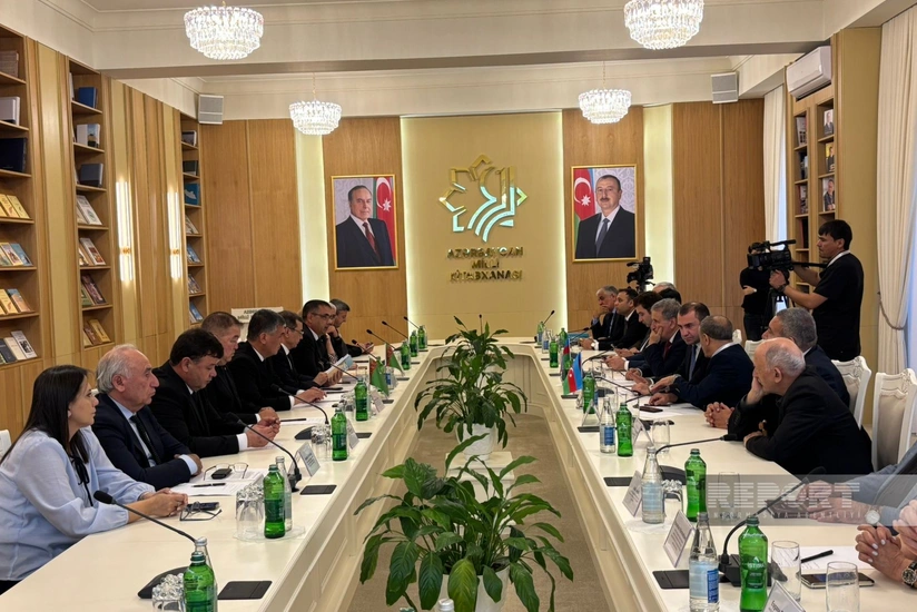 Türkmənistan Mədəniyyəti Günləri çərçivəsində dəyirmi masa keçirilib