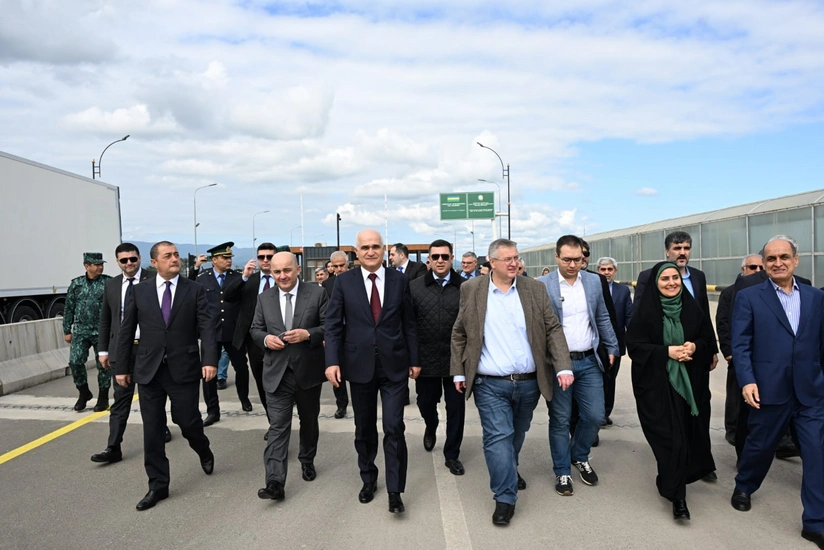 Azərbaycan, İran və Rusiya rəsmiləri Şimal-Cənub dəhlizinin infrastrukturuna baxış keçirib