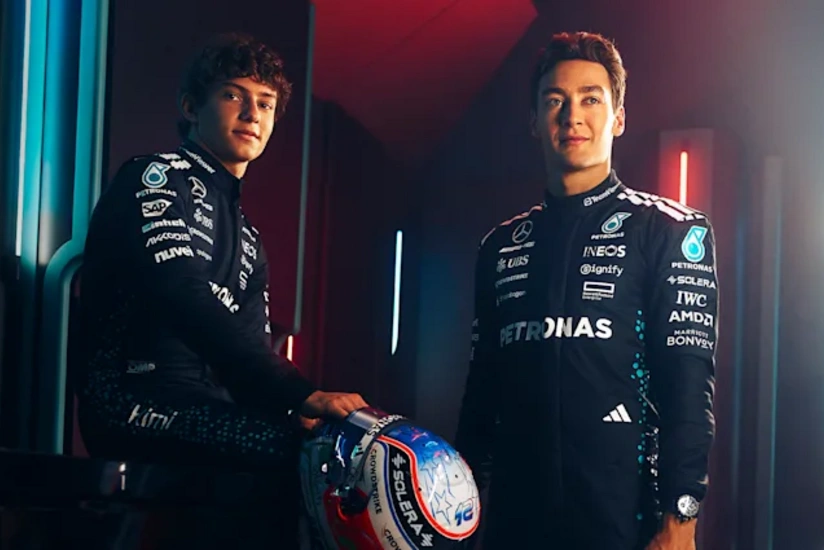 Formula 1: Mercedes komandası iki pilotu ilə müqavilənin müddətini uzadıb