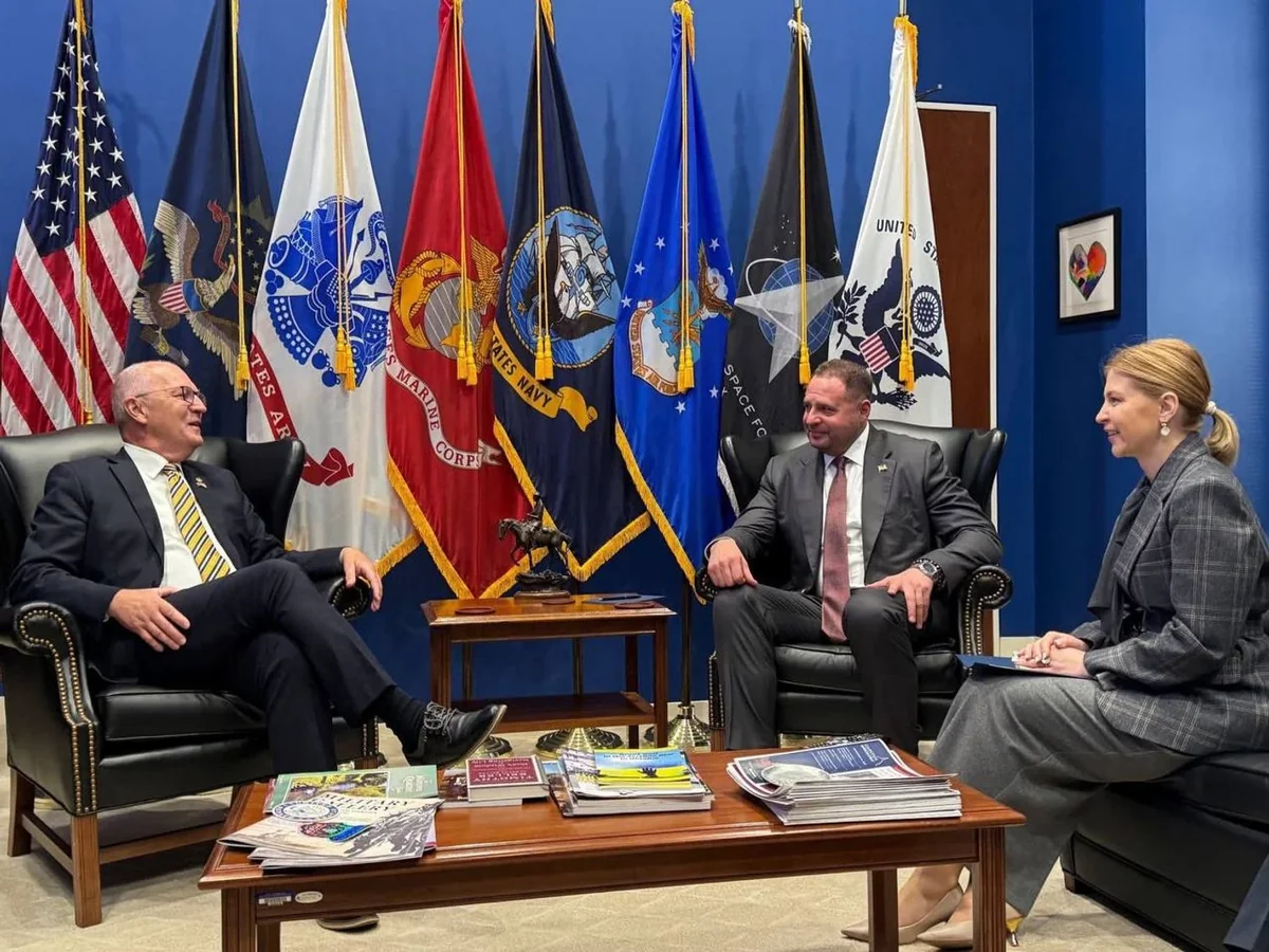 Ukrayna-ABŞ əməkdaşlığının genişləndirilməsi müzakirə edilib