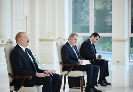 İlham Əliyev Misirin Azərbaycandakı yeni səfirinin etimadnaməsini qəbul edib