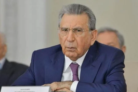 Rəyasət Heyətinin Ramiz Mehdiyevin AMEA üzvlüyündən çıxarılması qərarı təsdiq edilib