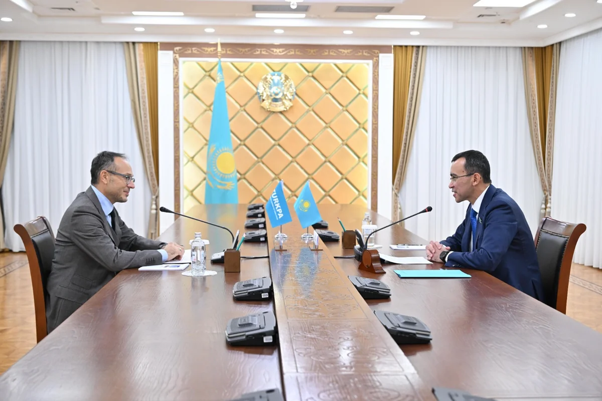Kazakh Senate chair meets TURKPA secretary general in Astana