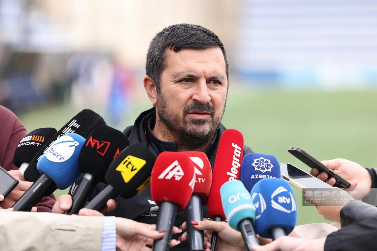Azərbaycan millisinin baş məşqçisi: İlk oyun olduğu üçün futbolçular həyəcanlı idilər