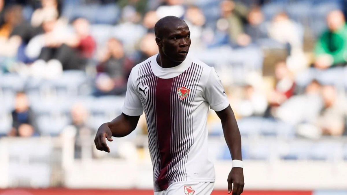 Neftçi klubu Vensan Abubakarı transfer etdiyini açıqlayıb