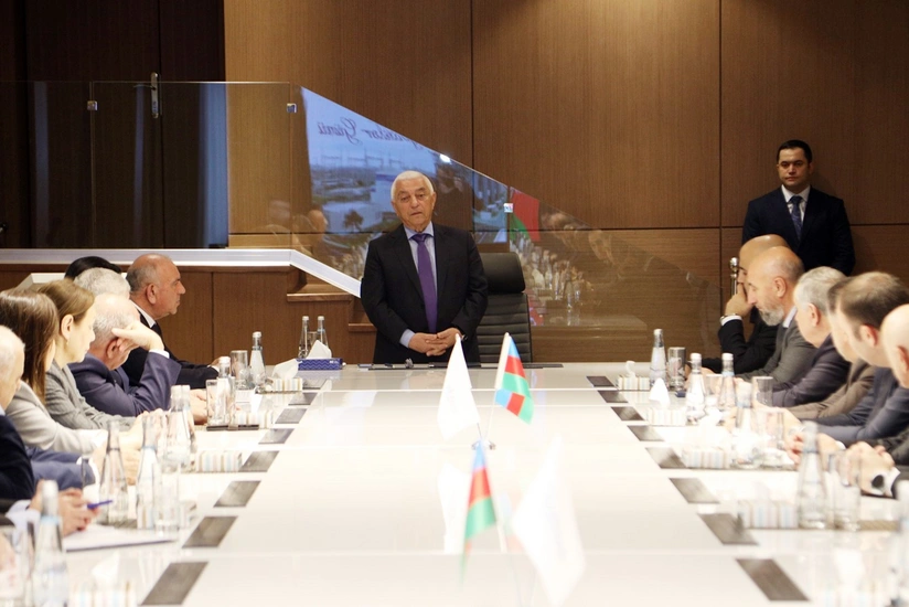 AzərEnerji energetiklər günü ilə bağlı tədbirlər keçirib