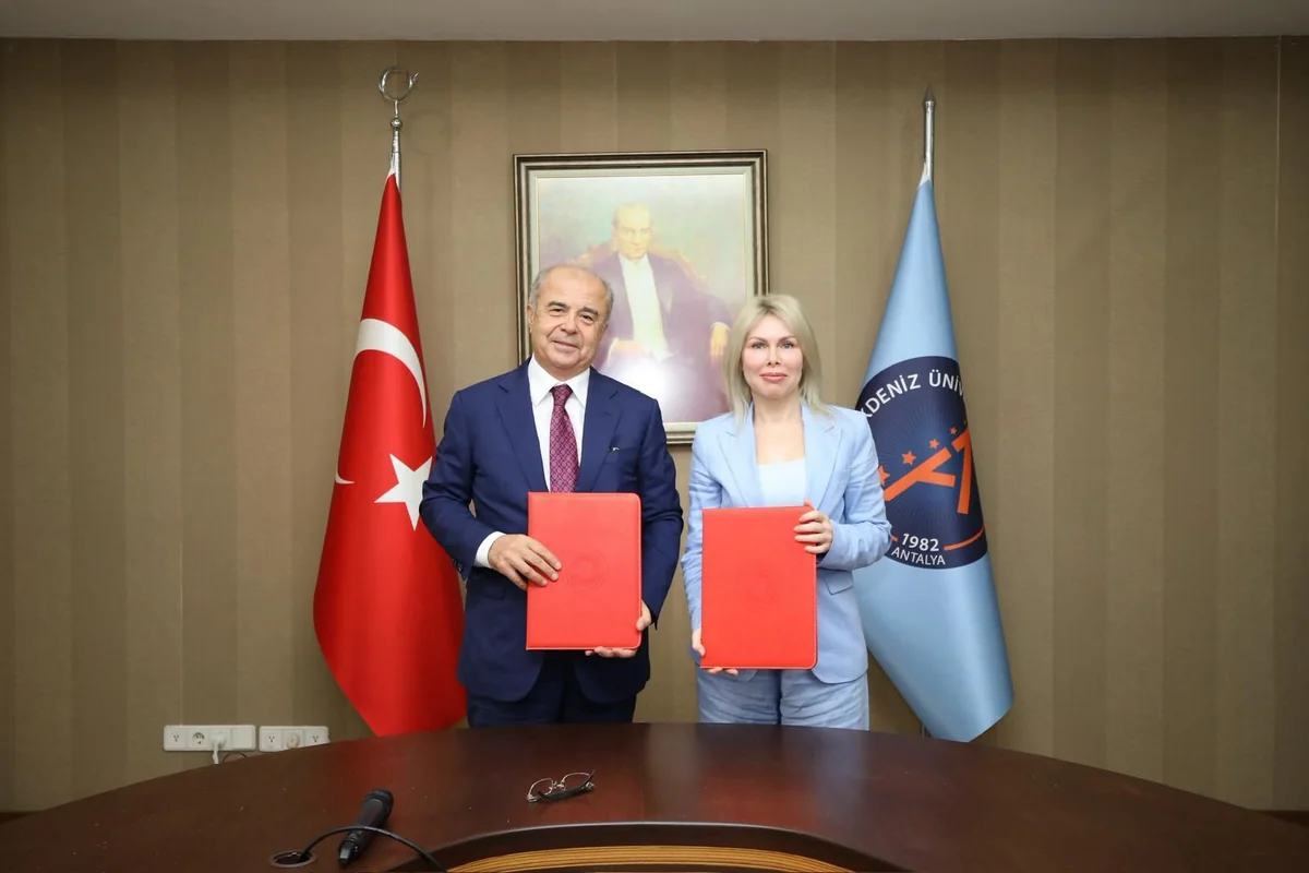 Akdeniz Universiteti və Azərbaycan İdman Akademiyası arasında protokol imzalanıb