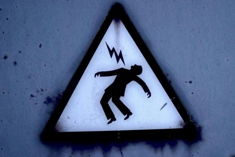 Siyəzən sakini və ona məxsus altı baş inəyi elektrik cərəyanı vurub