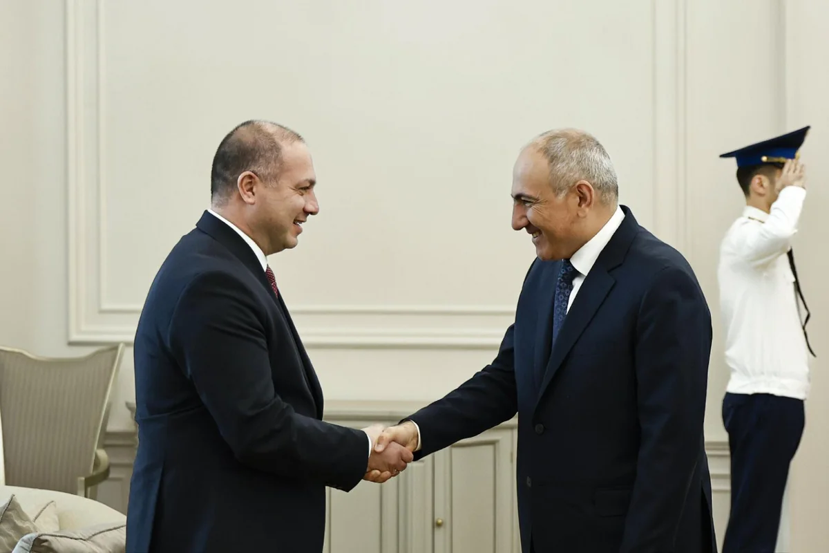 Paşinyan və Çikovani Bakı ilə İrəvan arasında Vaşinqton razılaşmalarını müzakirə edib