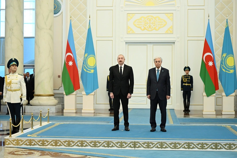 Astanada İlham Əliyevin rəsmi qarşılanma mərasimi olub