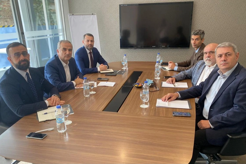 Azərbaycan və Ermənistandan olan siyasi ekspertlər İstanbulda müzakirə aparıblar