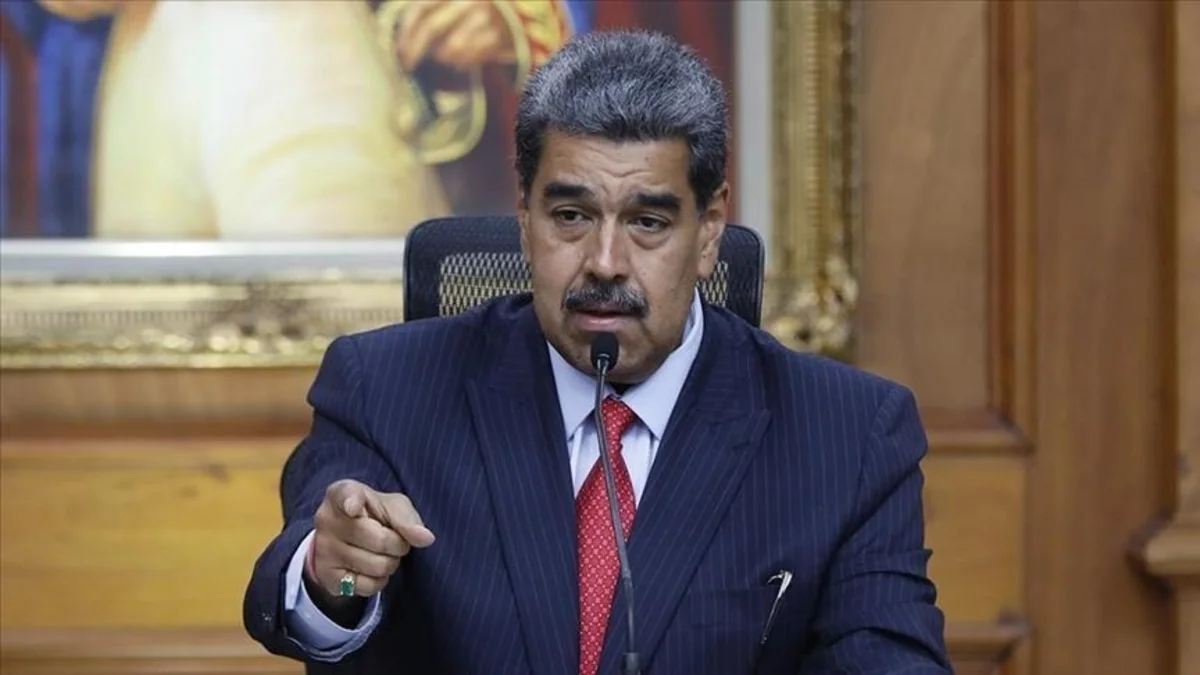 Maduro: Venesuelanın əsas hava müdafiəsi mövqelərində 5 min İqla raket kompleksi var