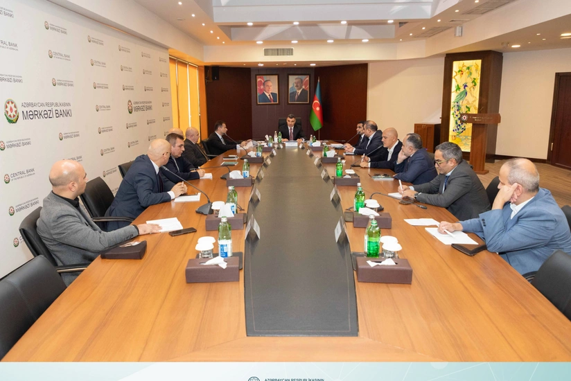 AMB ekspertlərlə bankçılığın aktual məsələlərini müzakirə edib
