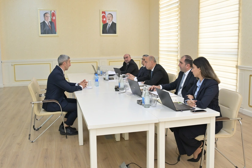 Elm və təhsil naziri Gədəbəydə vətəndaşları qəbul edib