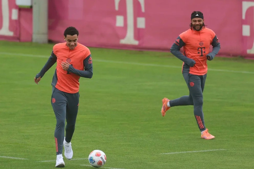 Bavariyanın futbolçusu məşqlərə başlayıb