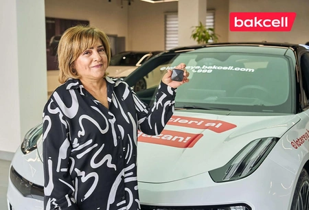 Bakcell abunəçisi 1 manatla lüks avtomobil sahibi oldu!