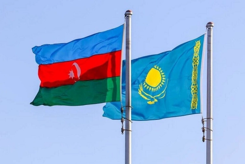 Казахстан и Азербайджан планируют производство осветительных приборов в Алматы