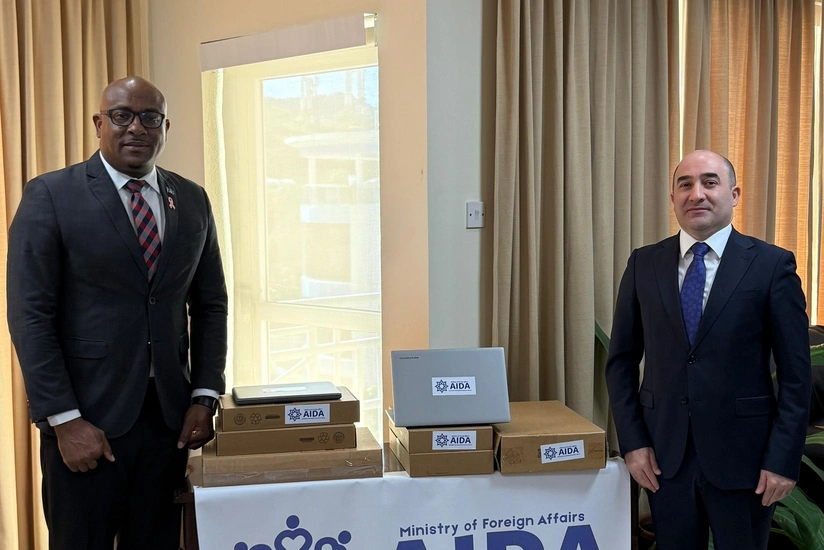 Azərbaycan Sent Lusiyada təhsilin müasirləşdirilməsi təşəbbüsünə dəstək göstərib
