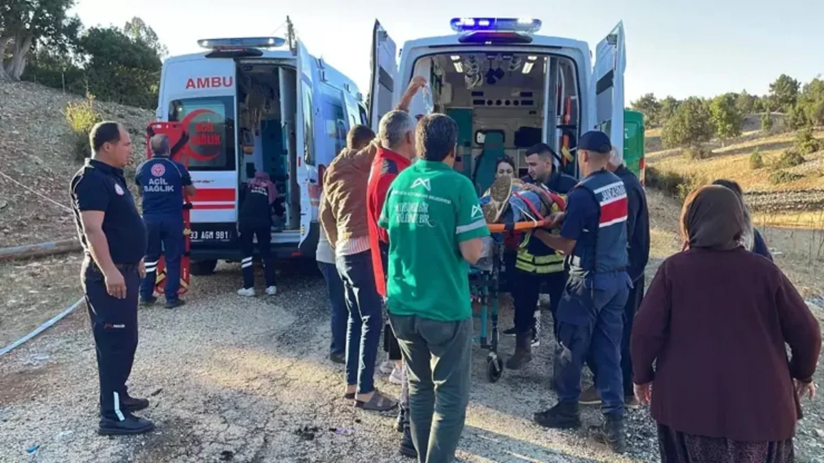 Türkiyədə işçiləri daşıyan mikroavtobus aşıb, 1 nəfər ölüb, 19 nəfər yaralanıb