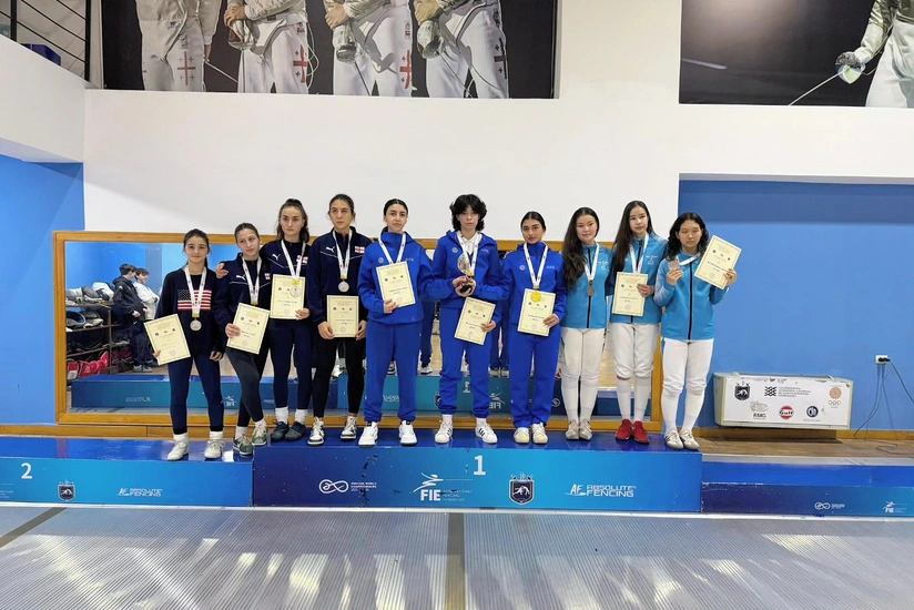 Azərbaycanın yeniyetmə sablyaçıları Gürcüstanda 4 medal qazanıblar