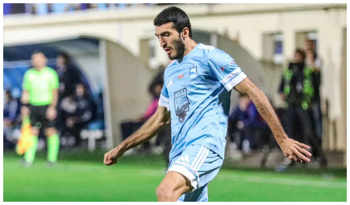 Zirənin futbolçusu Premyer Liqada 100-cu matçını keçirib