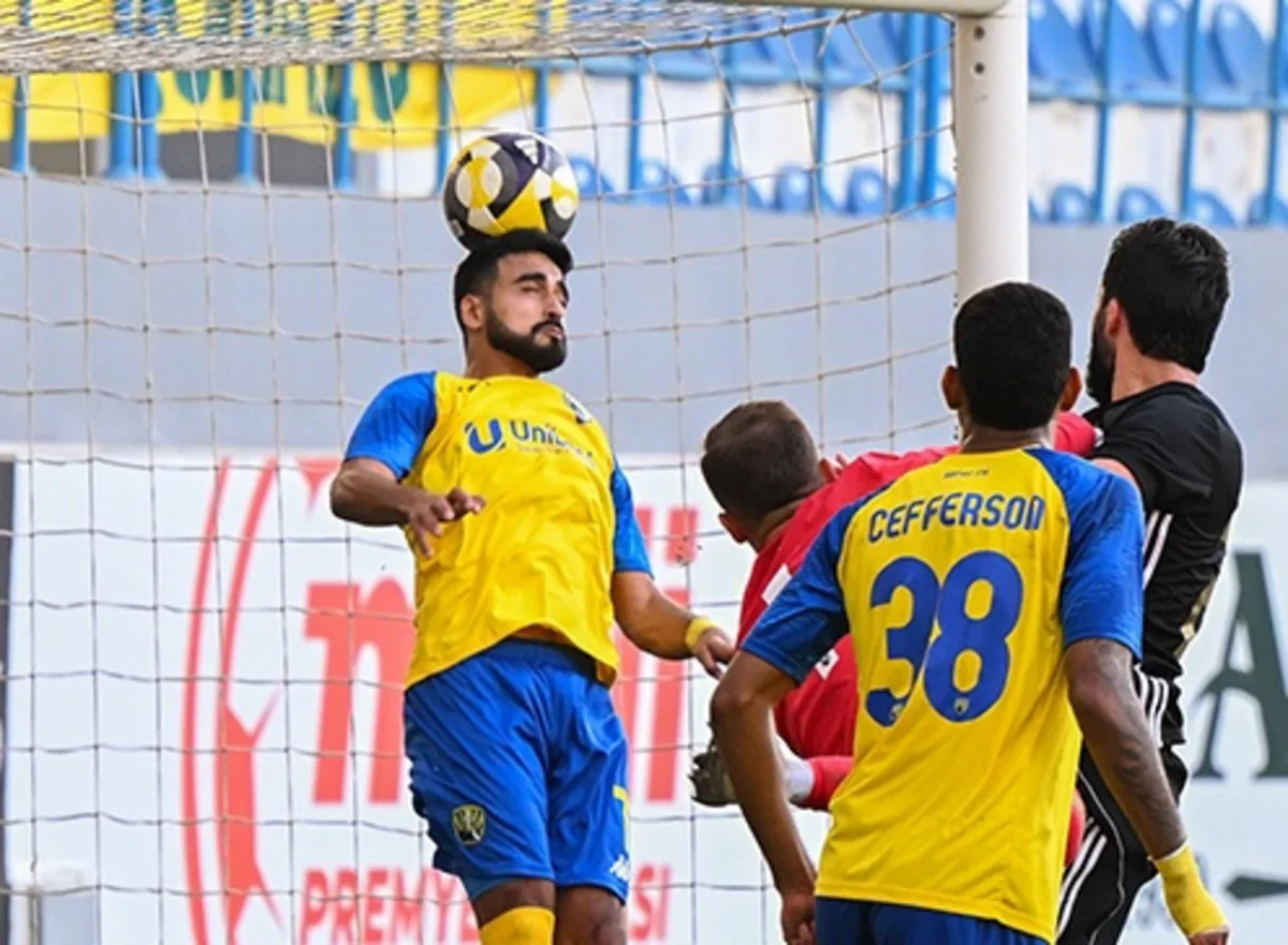 Kəpəz öz meydanında 20-ci böyükhesablı məğlubiyyətini alıb
